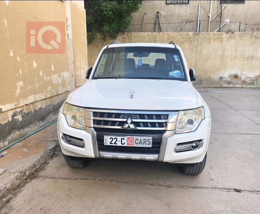 ميتسوبيشي باجيرو